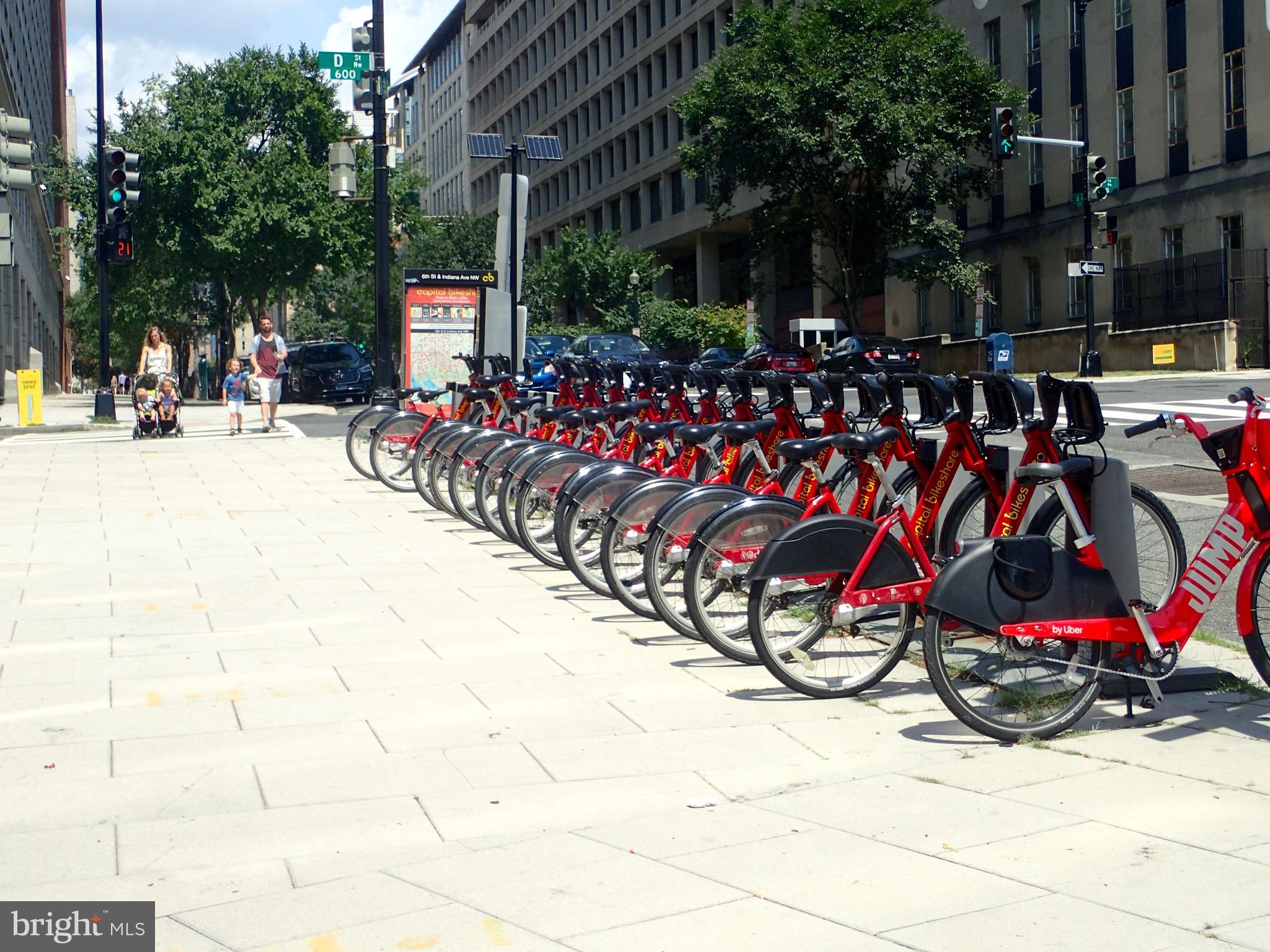 601 Pennsylvania Avenue Northwest, Unit 609 Washington, DC 20004 - Photo 29 of 33 Many modes of transportation available