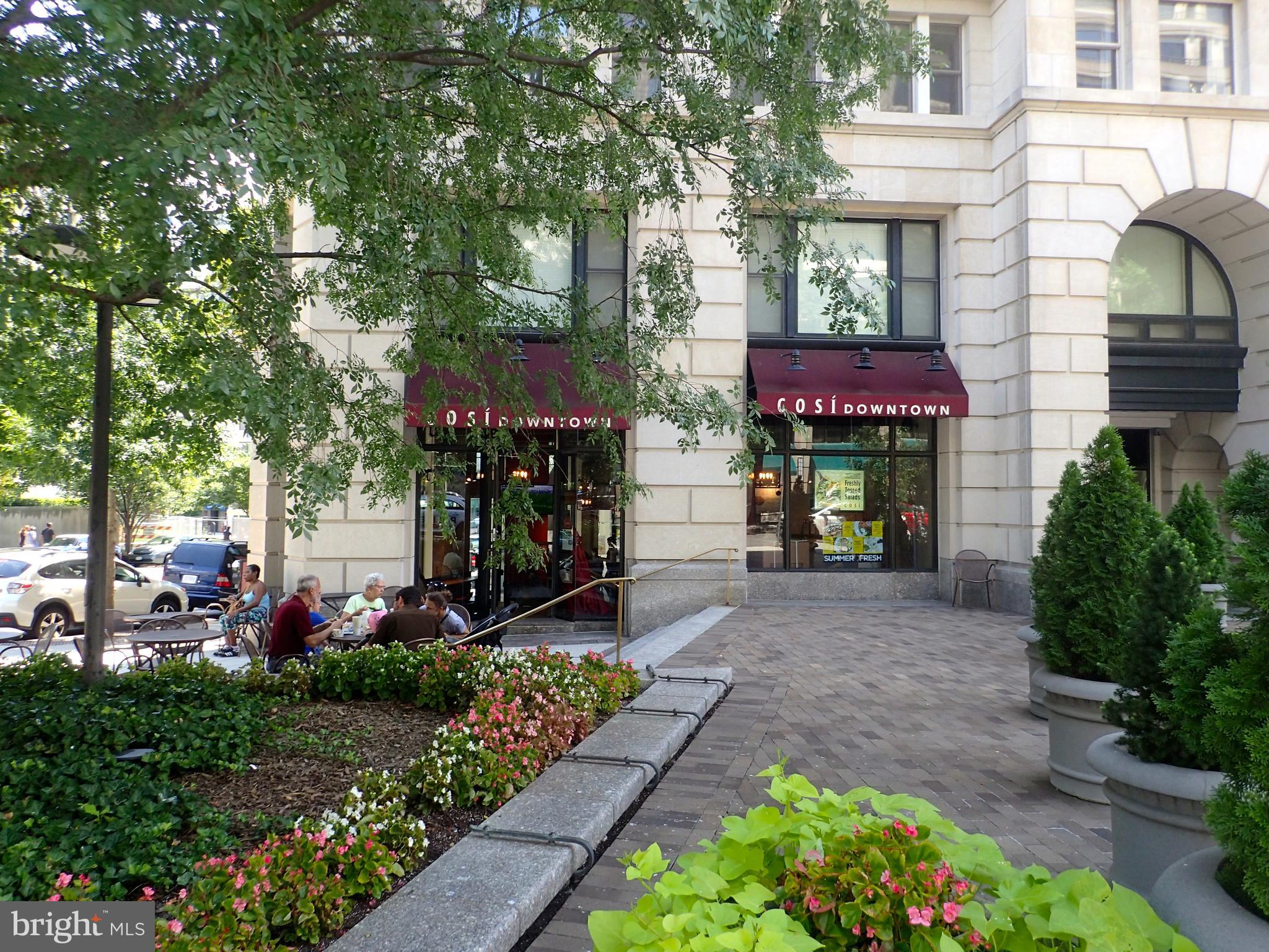 601 Pennsylvania Avenue Northwest, Unit 609 Washington, DC 20004 - Photo 30 of 33 Restaurants, cafes, so many in walking distance