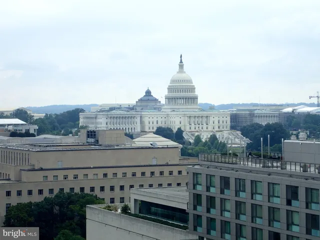 $2,300 | 601 Pennsylvania Avenue Northwest, Unit 609, Washington, DC 20004