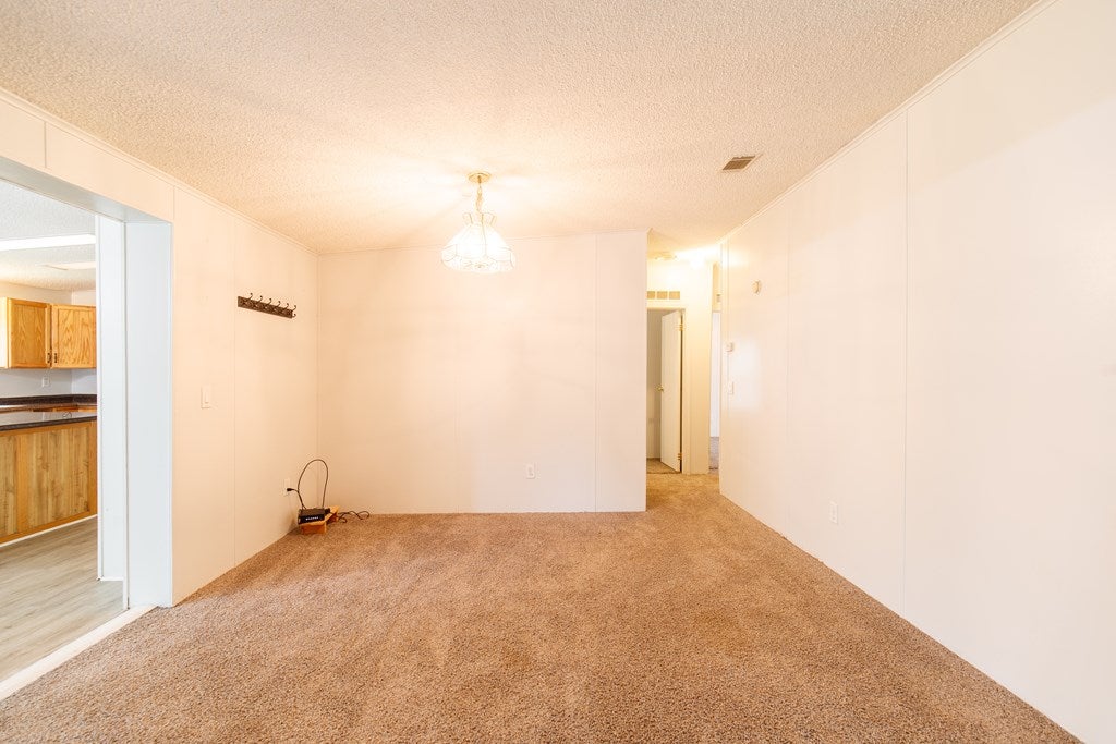 4569 Elam Road Valdosta, GA 31605 - Photo 10 of 35 Gallery Image 10