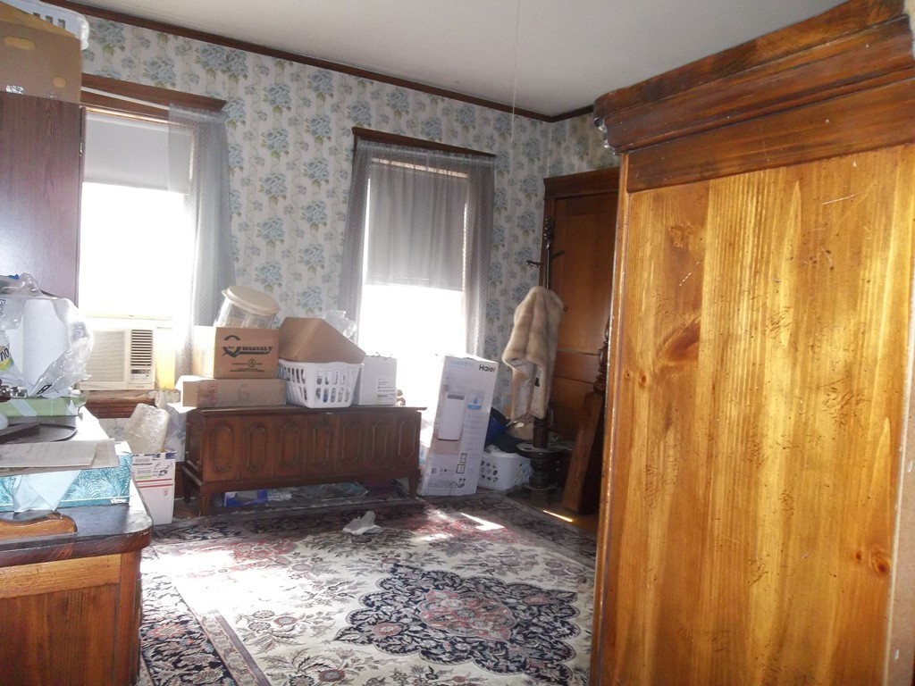 13-15 Ekman Street Worcester, MA 01607 - Photo 7 of 18 Gallery Image 7