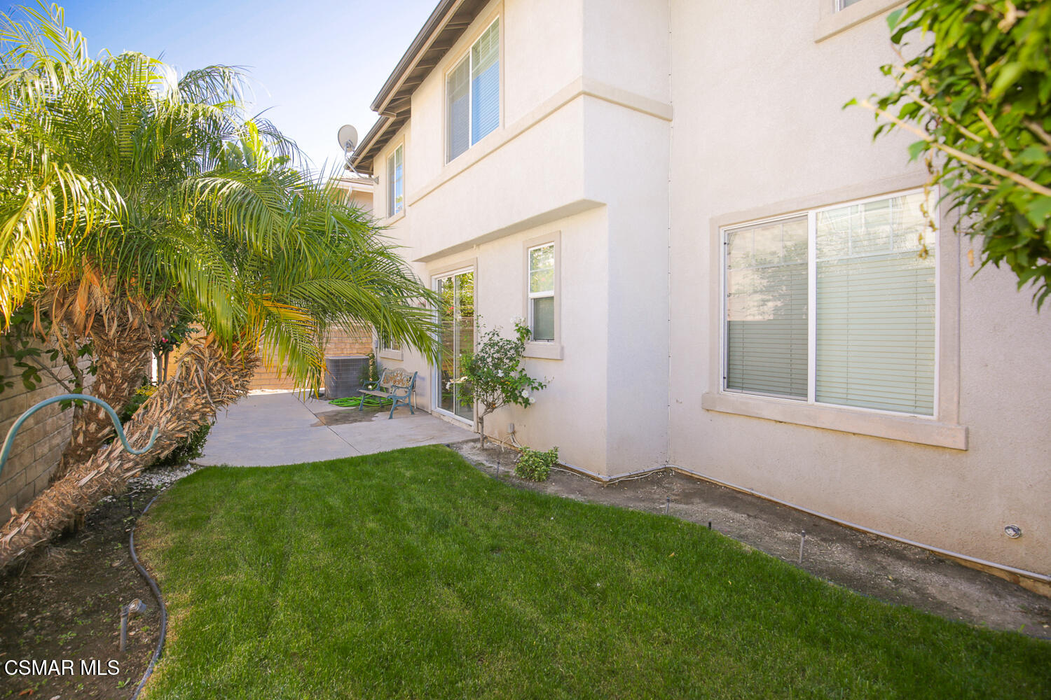 1129 Azalea Way Simi Valley, CA 93065 - Photo 44 of 50 a view of back yard of the house