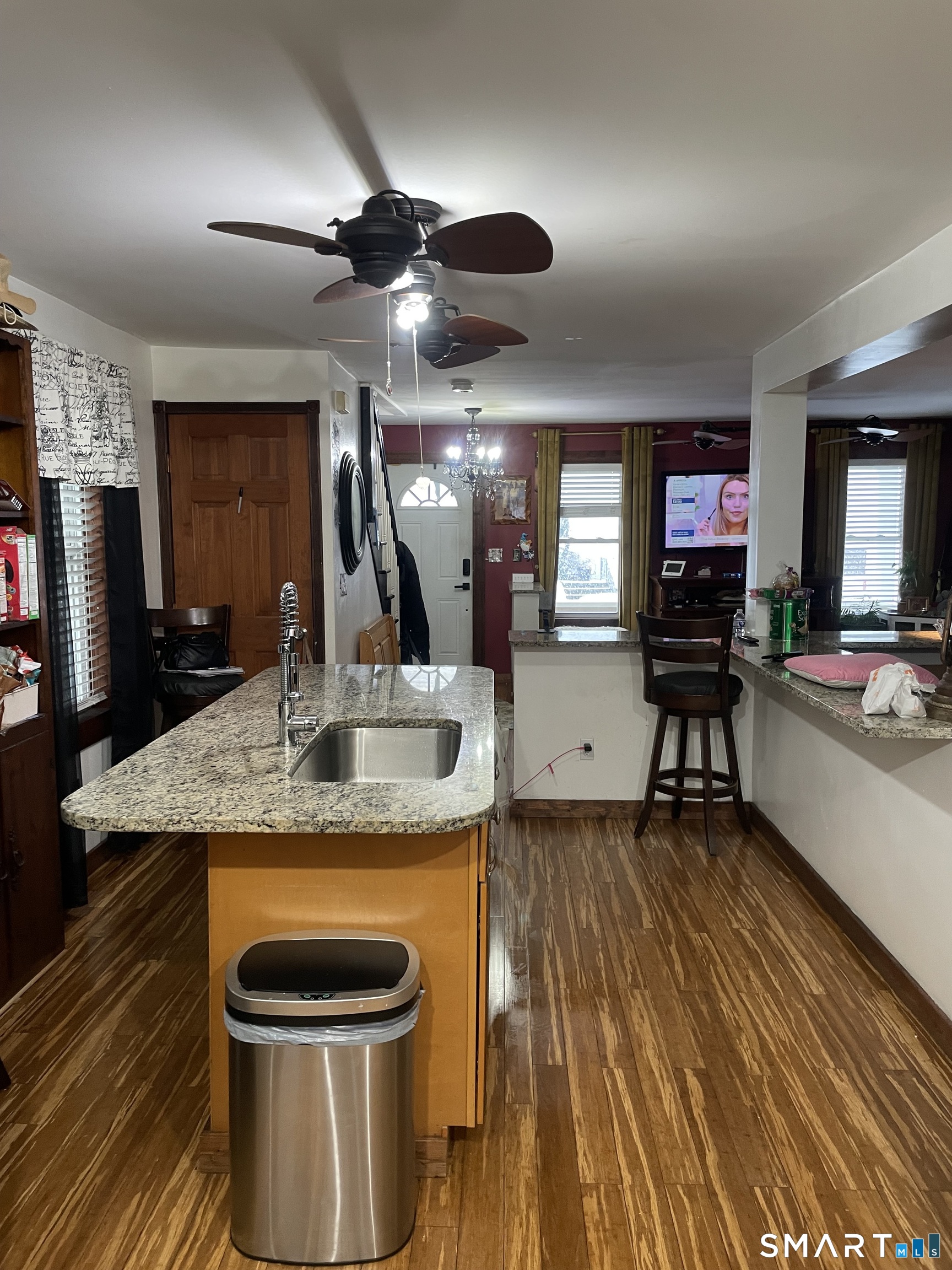 102 Carroll Avenue Bridgeport, CT 06607 - Photo 9 of 29