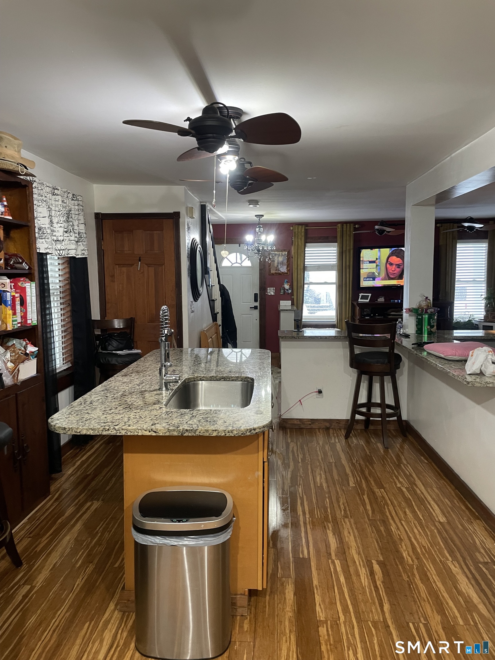 102 Carroll Avenue Bridgeport, CT 06607 - Photo 10 of 29