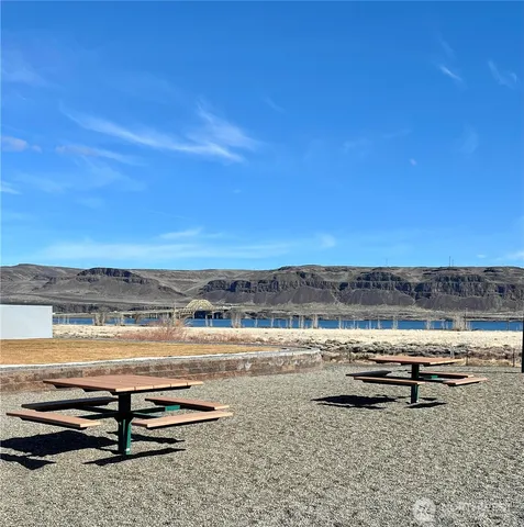 $165,000 | 321 Bridgeview Drive, Vantage, WA 98950