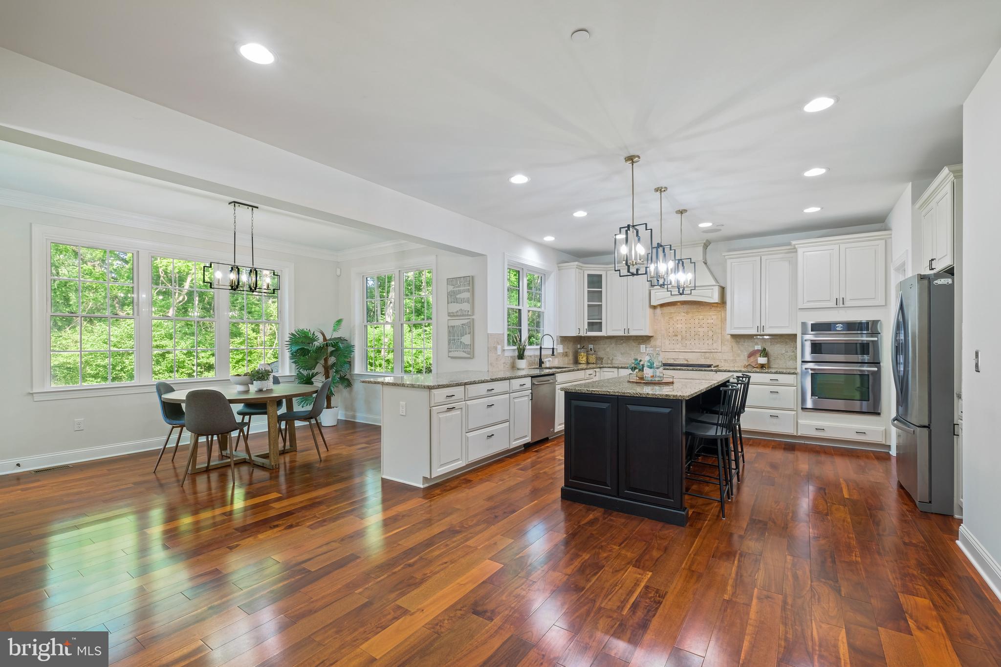 5861 Trotter Road Columbia, MD 21044 - Photo 16 of 53 Upgraded Kitchen with Breakfast Area