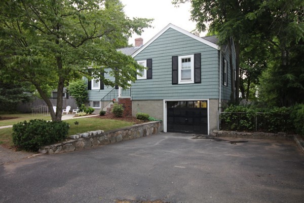 28 Maynard Road Dedham, MA 02026 - Photo 3 of 23 Gallery Image 3