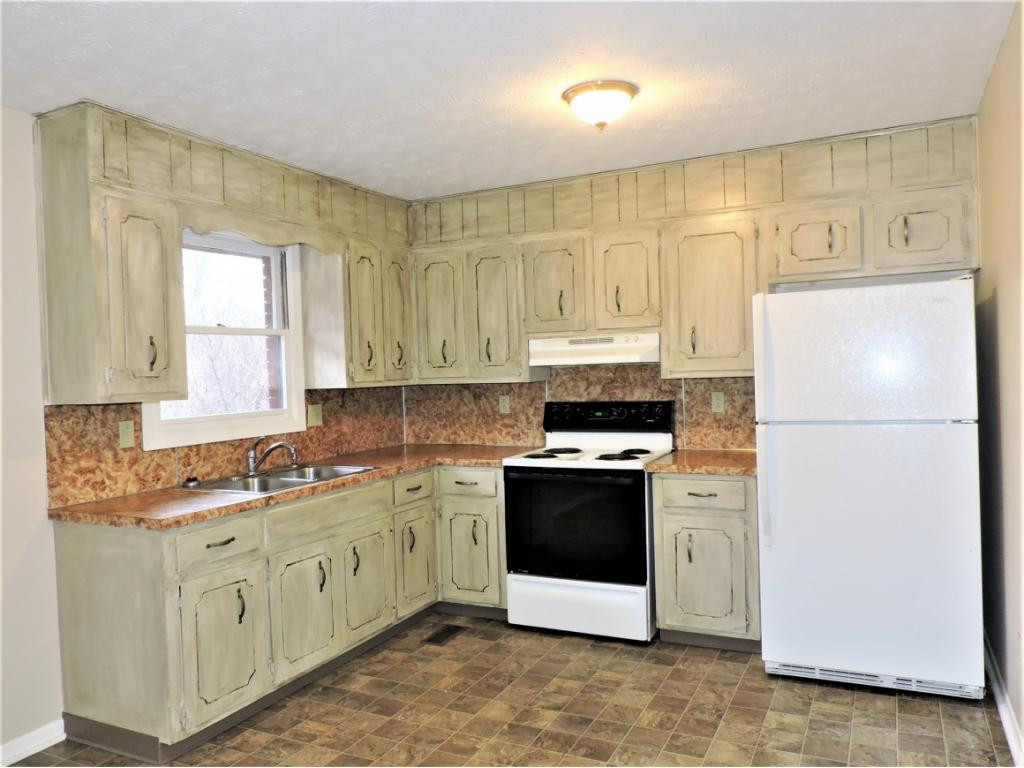 613 Chadwell Road Kingsport, TN 37660 - Photo 13 of 32 Photo 13