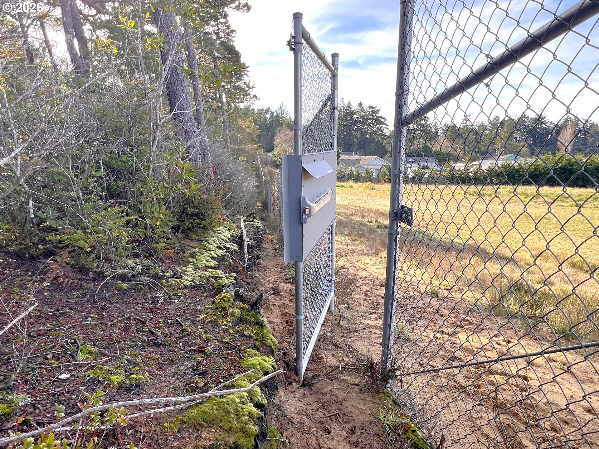1070 Park Place Coos Bay, OR 97420 - Photo 23 of 28