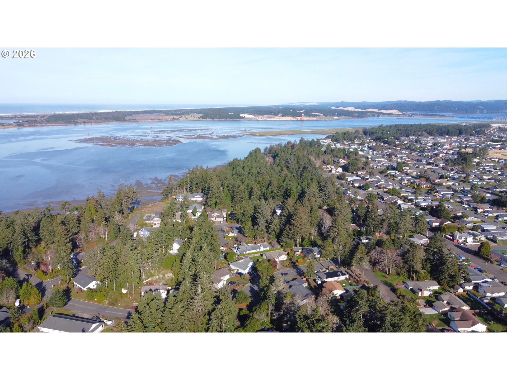 1070 Park Place Coos Bay, OR 97420 - Photo 26 of 28