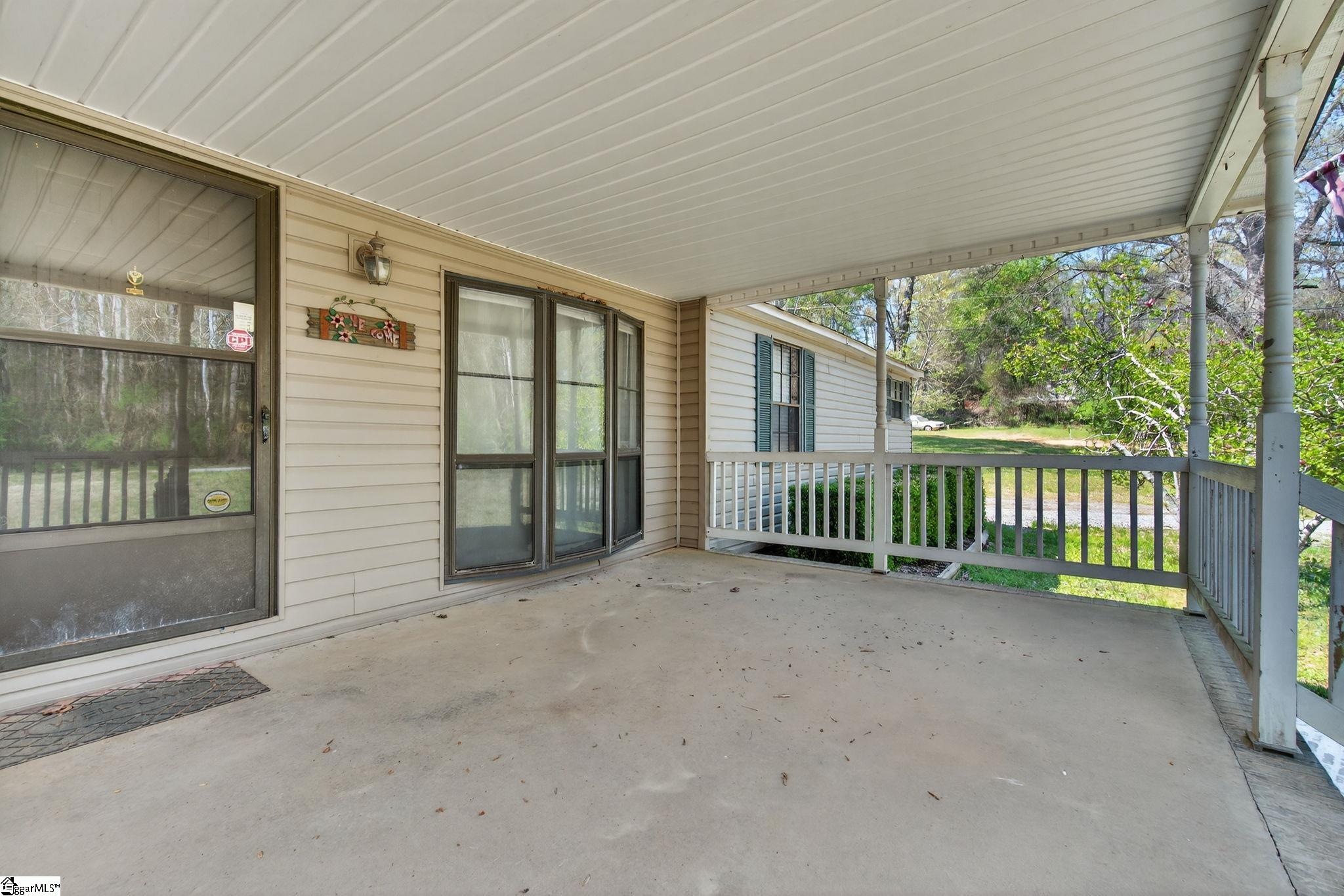 110 Bailey Road Anderson, SC 29624 - Photo 3 of 44