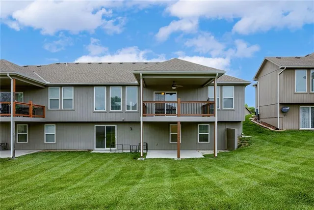 $335,000 | 14145 Amanda Lane, Basehor, KS 66007