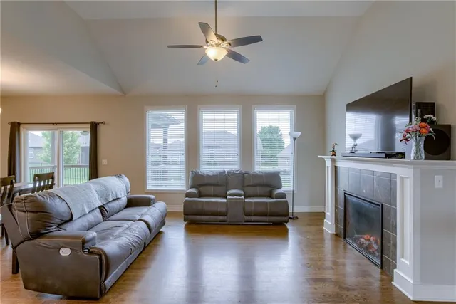 $335,000 | 14145 Amanda Lane, Basehor, KS 66007