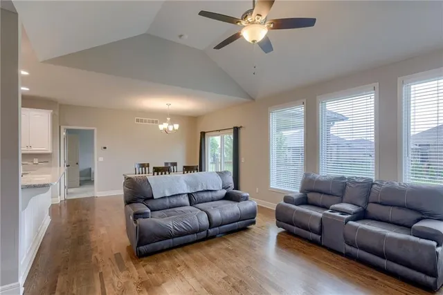 $335,000 | 14145 Amanda Lane, Basehor, KS 66007