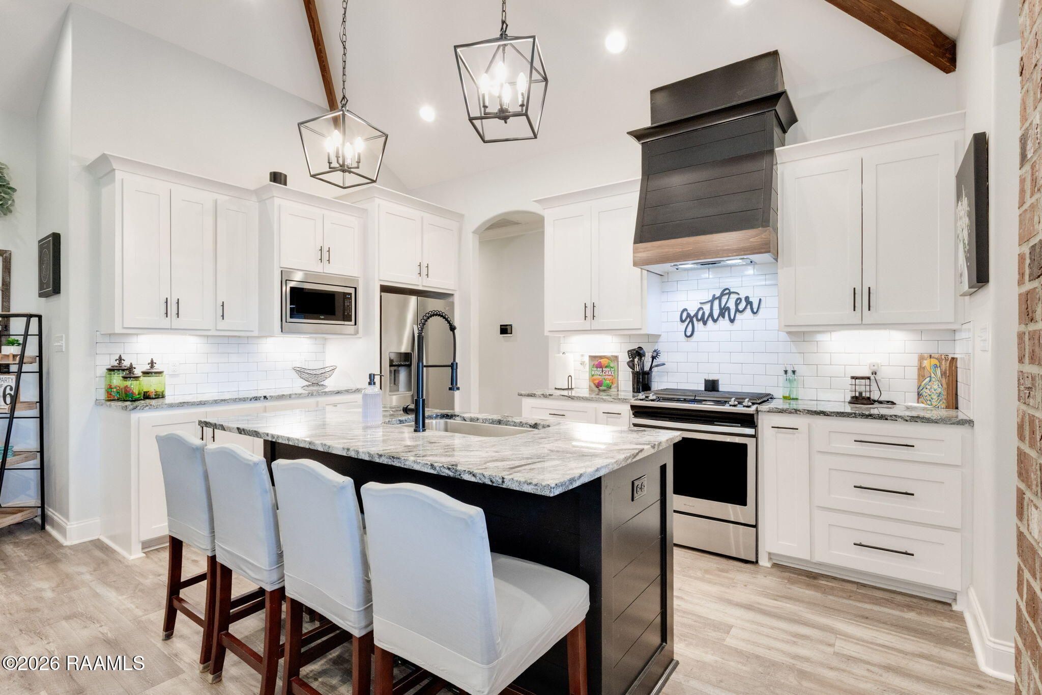 300 Whispering Meadows Road Broussard, LA 70518 - Photo 7 of 28 7-web-or-mls-300 Whispering Meadows-5