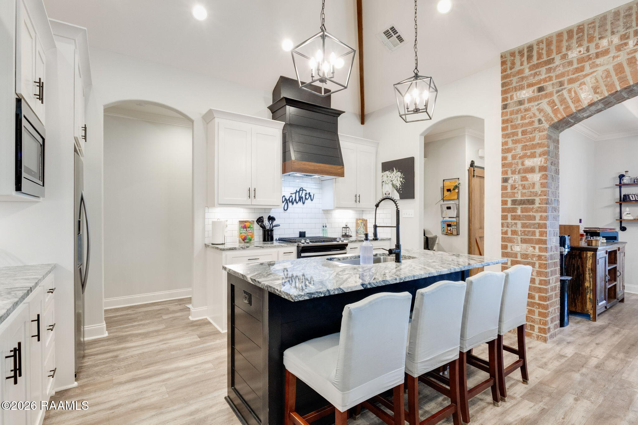 300 Whispering Meadows Road Broussard, LA 70518 - Photo 8 of 28 8-web-or-mls-300 Whispering Meadows-6