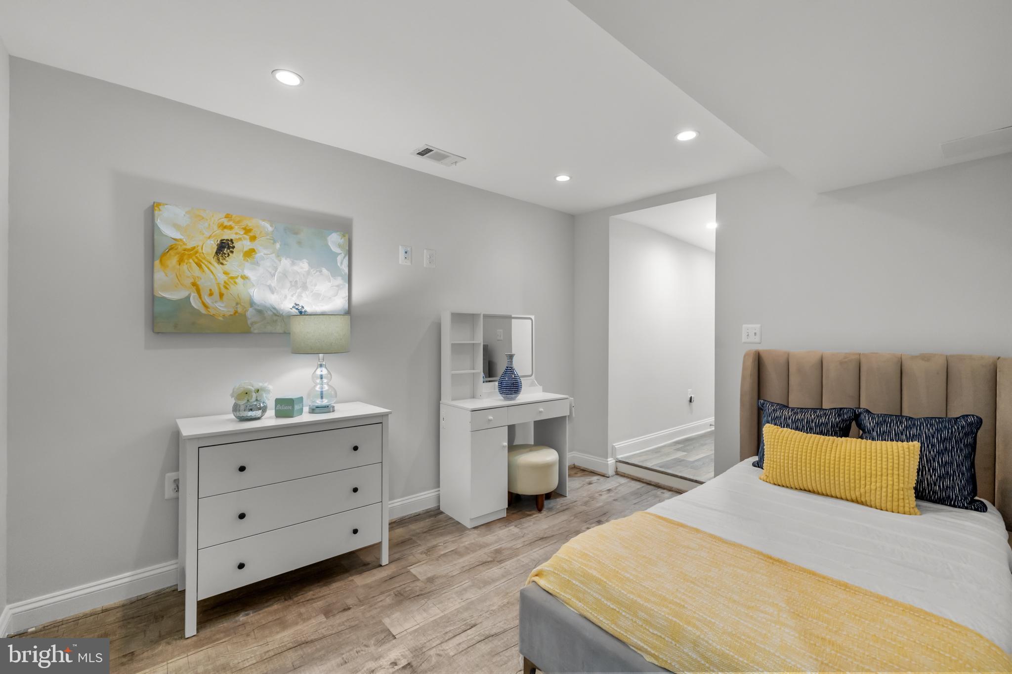 760 Hobart Place Northwest Washington, DC 20001 - Photo 33 of 41