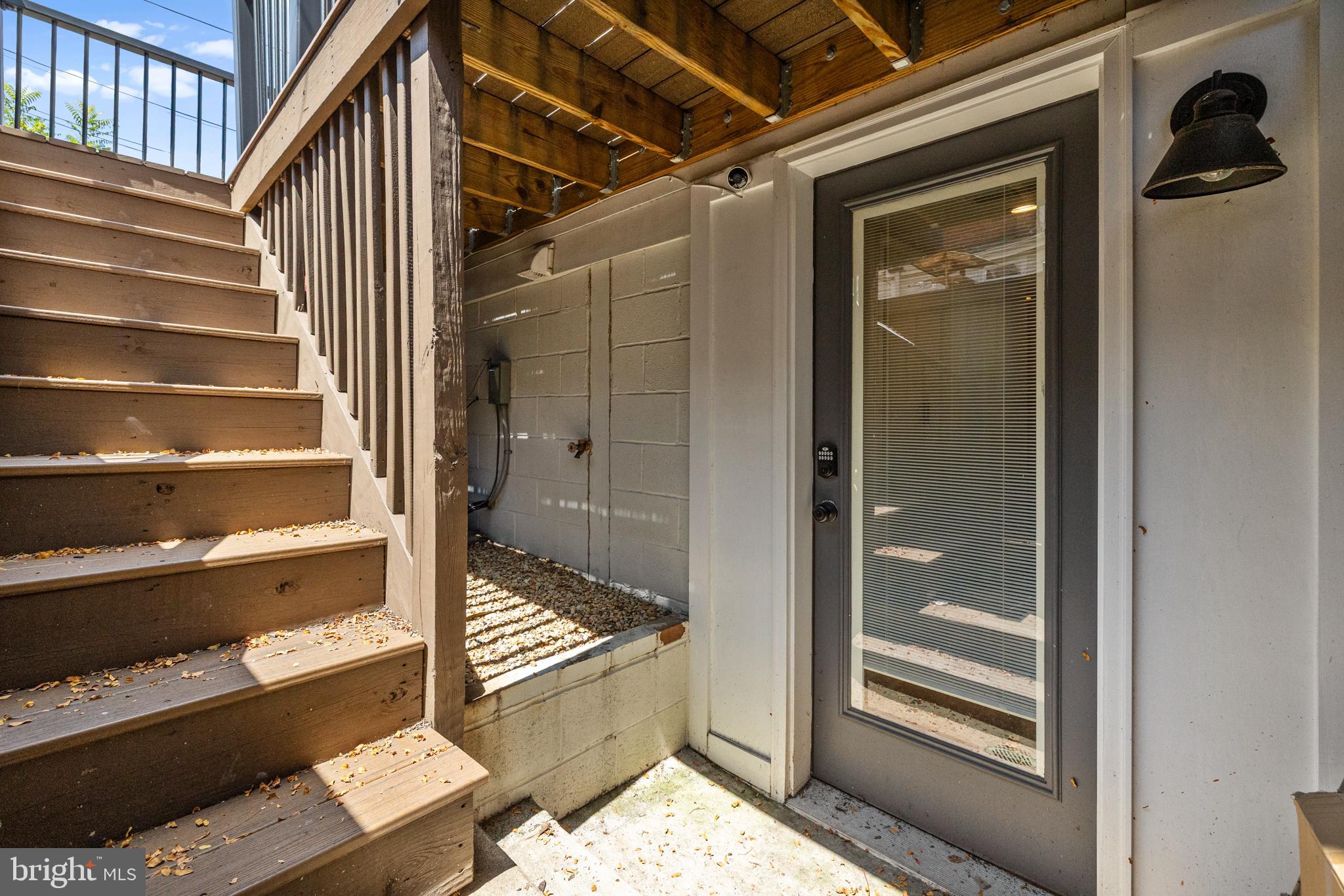 760 Hobart Place Northwest Washington, DC 20001 - Photo 38 of 41