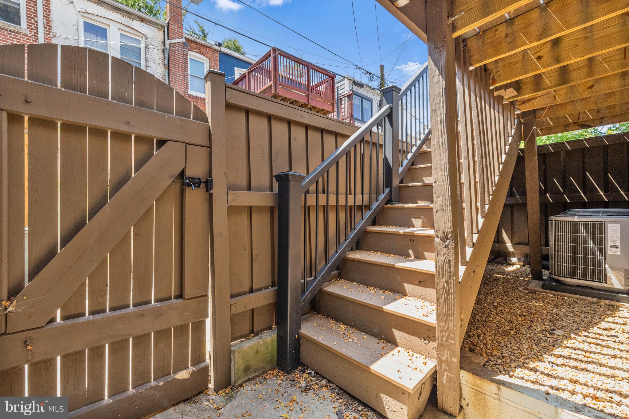 760 Hobart Place Northwest Washington, DC 20001 - Photo 39 of 41