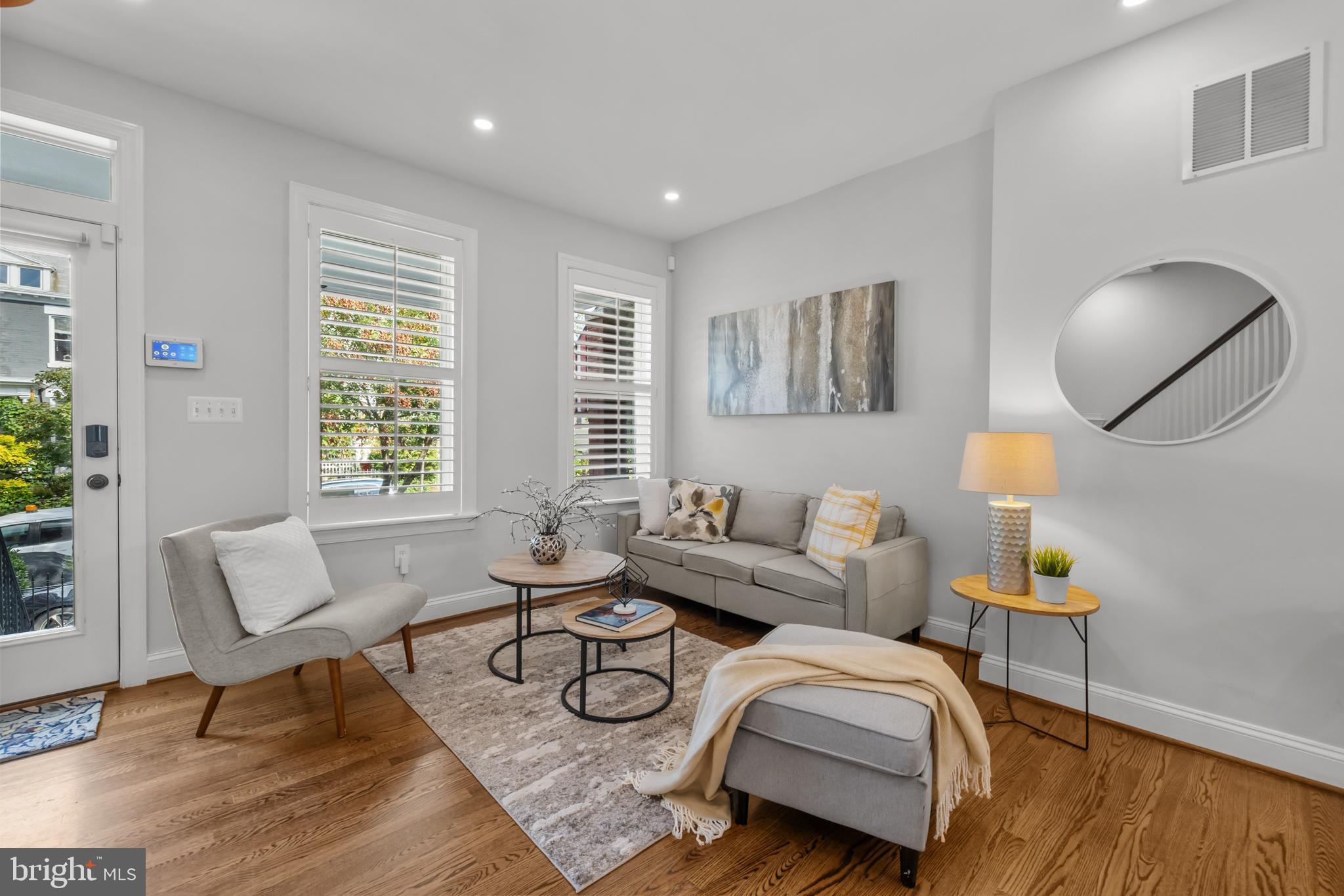 760 Hobart Place Northwest Washington, DC 20001 - Photo 6 of 41