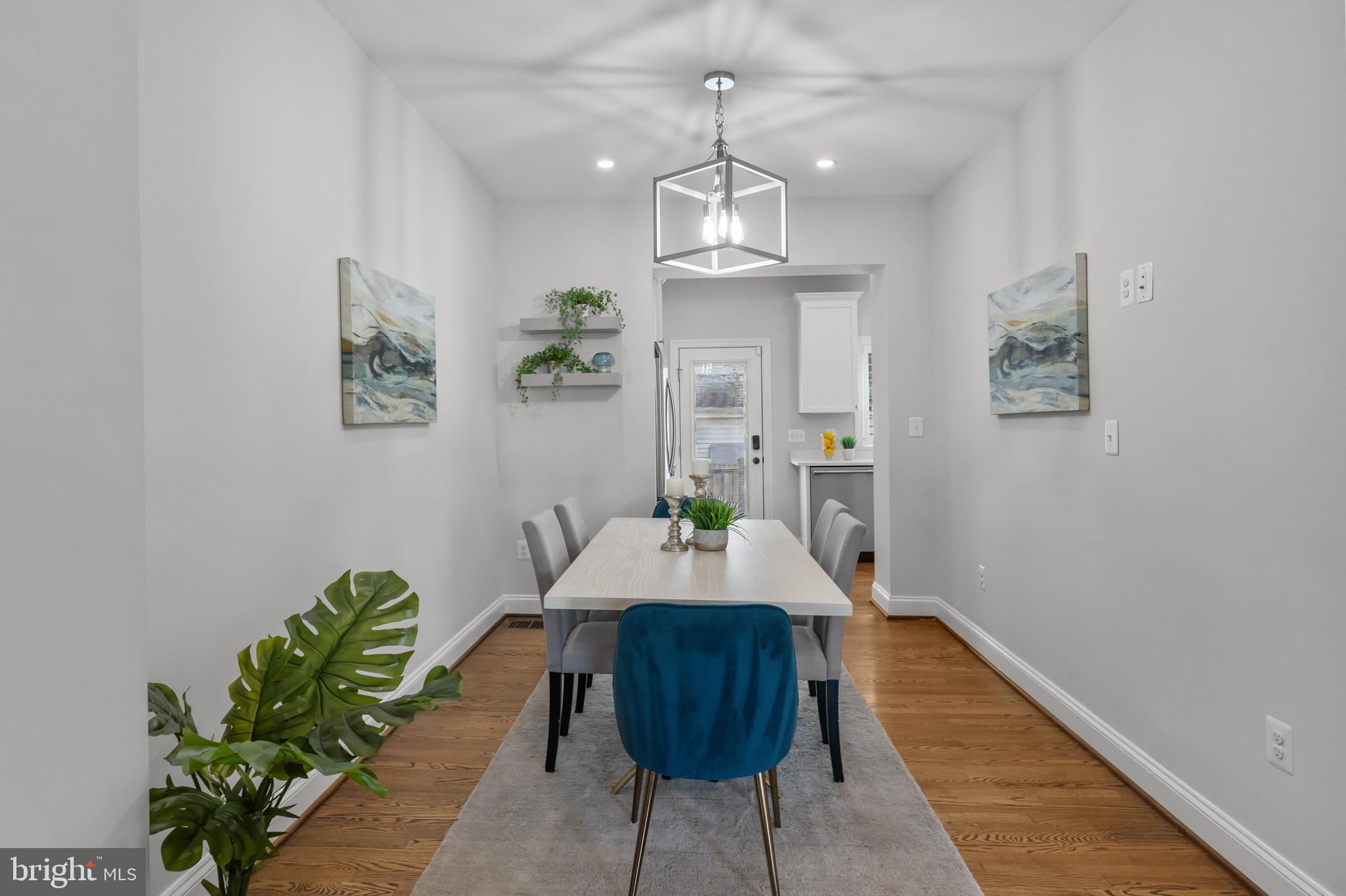 760 Hobart Place Northwest Washington, DC 20001 - Photo 9 of 41