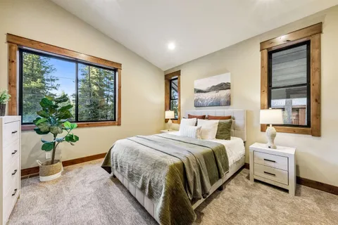 $1,595,000 | 14765 Copenhagen Drive, Truckee, CA 96161