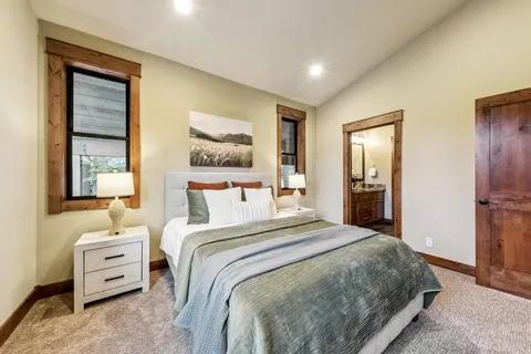 $1,595,000 | 14765 Copenhagen Drive, Truckee, CA 96161
