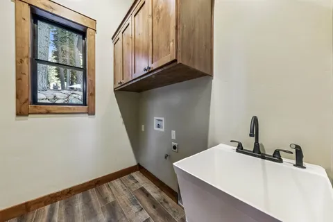 $1,595,000 | 14765 Copenhagen Drive, Truckee, CA 96161