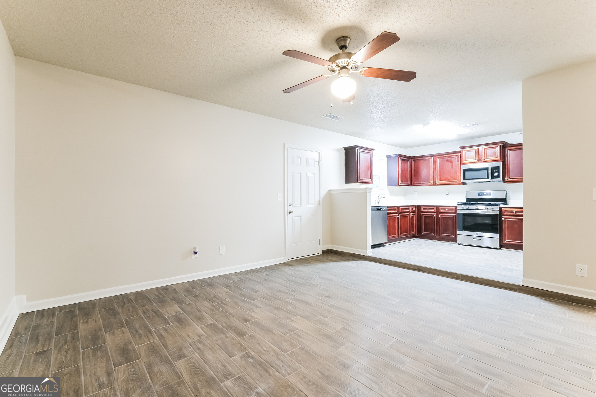 305 Barshay Drive Conyers, GA 30013 - Photo 3 of 17