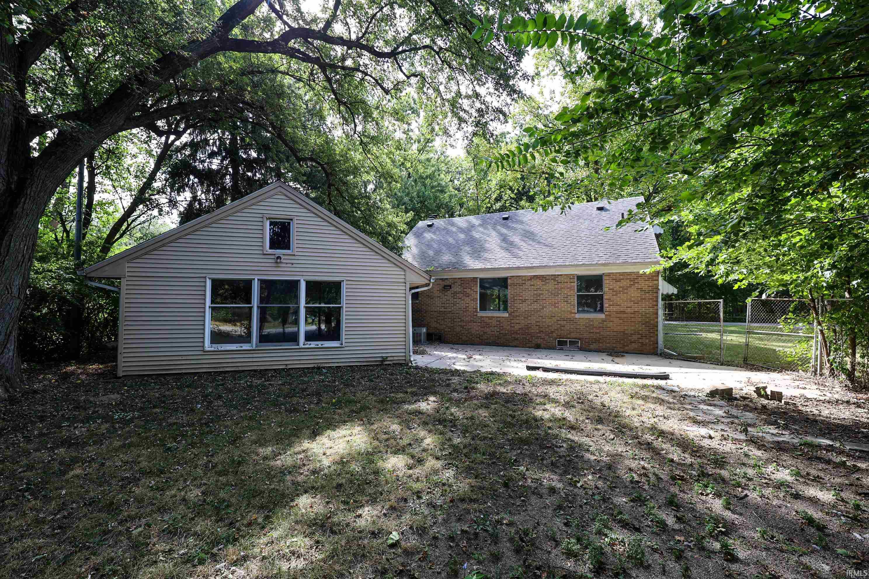 4714 Taylor Road Fort Wayne, IN 46804 - Photo 5 of 36