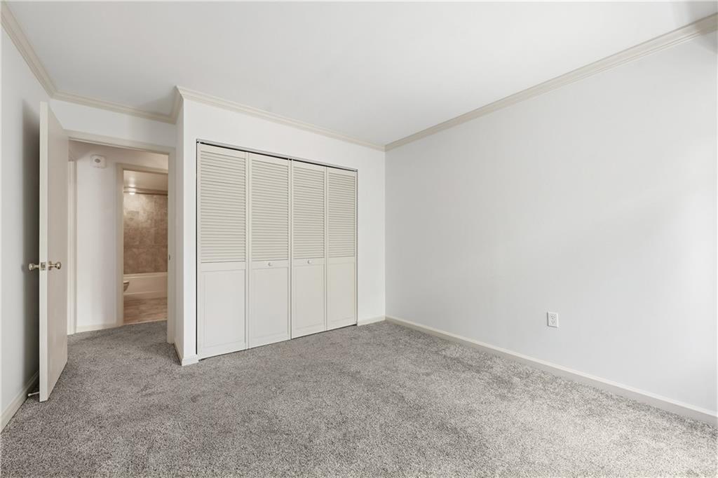 1500 Cochran Road, Unit 900 Pittsburgh, PA 15243 - Photo 17 of 32 Second Bedroom