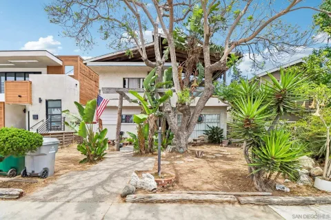 $1,378,400 | 2539 Galveston Street, San Diego, CA 92110
