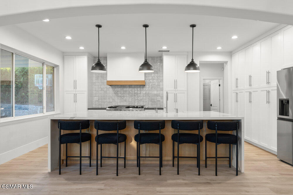 106 Via Ricardo Newbury Park, CA 91320 - Photo 11 of 39 Kitchen