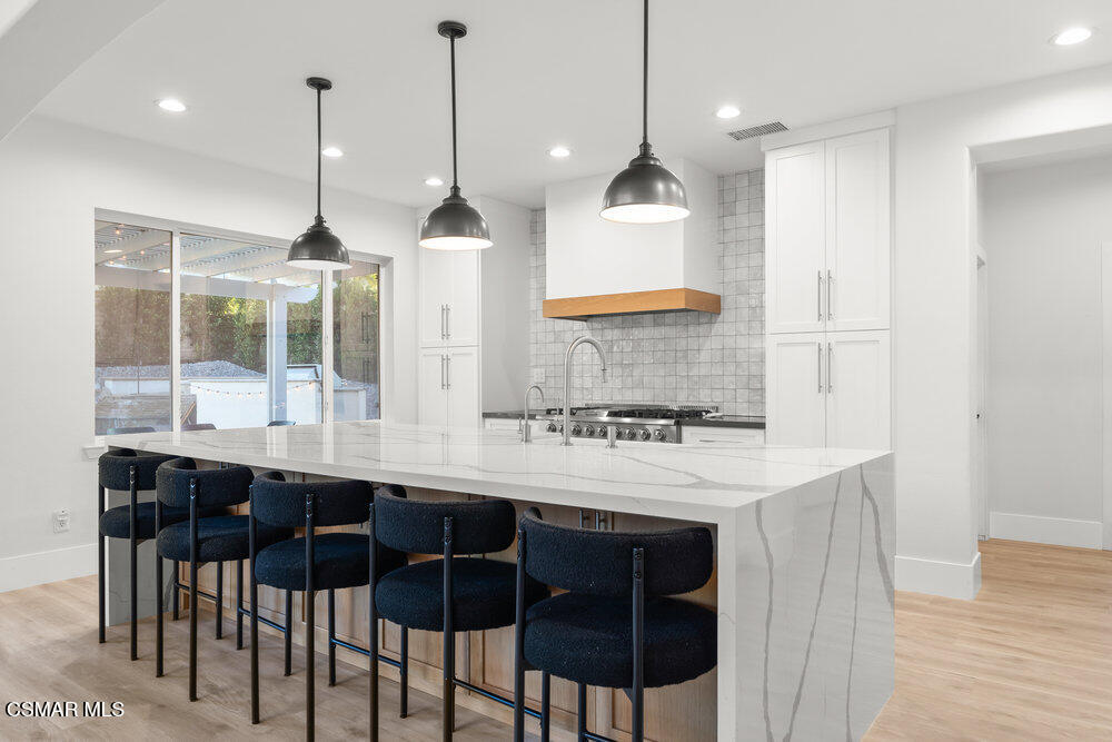 106 Via Ricardo Newbury Park, CA 91320 - Photo 12 of 39 Kitchen