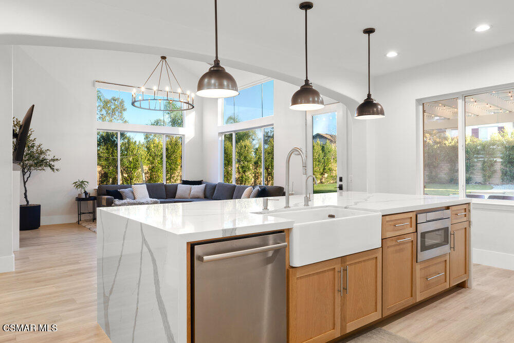 106 Via Ricardo Newbury Park, CA 91320 - Photo 14 of 39 Kitchen
