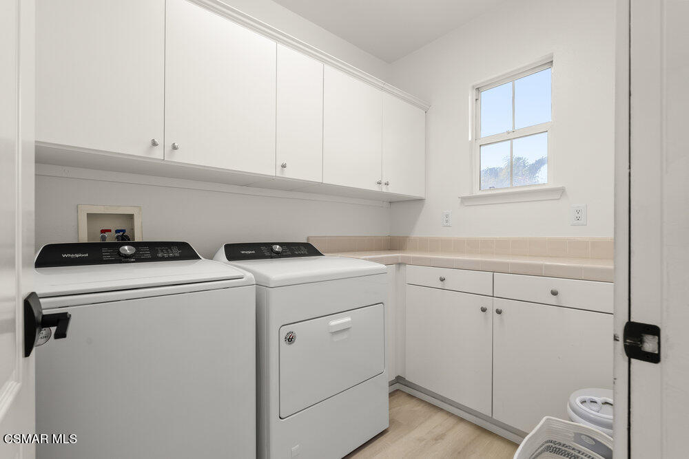 106 Via Ricardo Newbury Park, CA 91320 - Photo 25 of 39 Laundry - upstairs