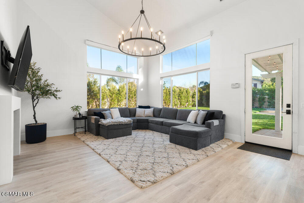 106 Via Ricardo Newbury Park, CA 91320 - Photo 8 of 39 Family