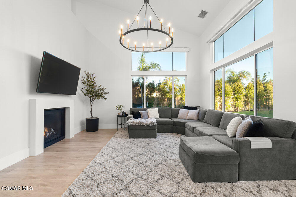 106 Via Ricardo Newbury Park, CA 91320 - Photo 9 of 39 Family