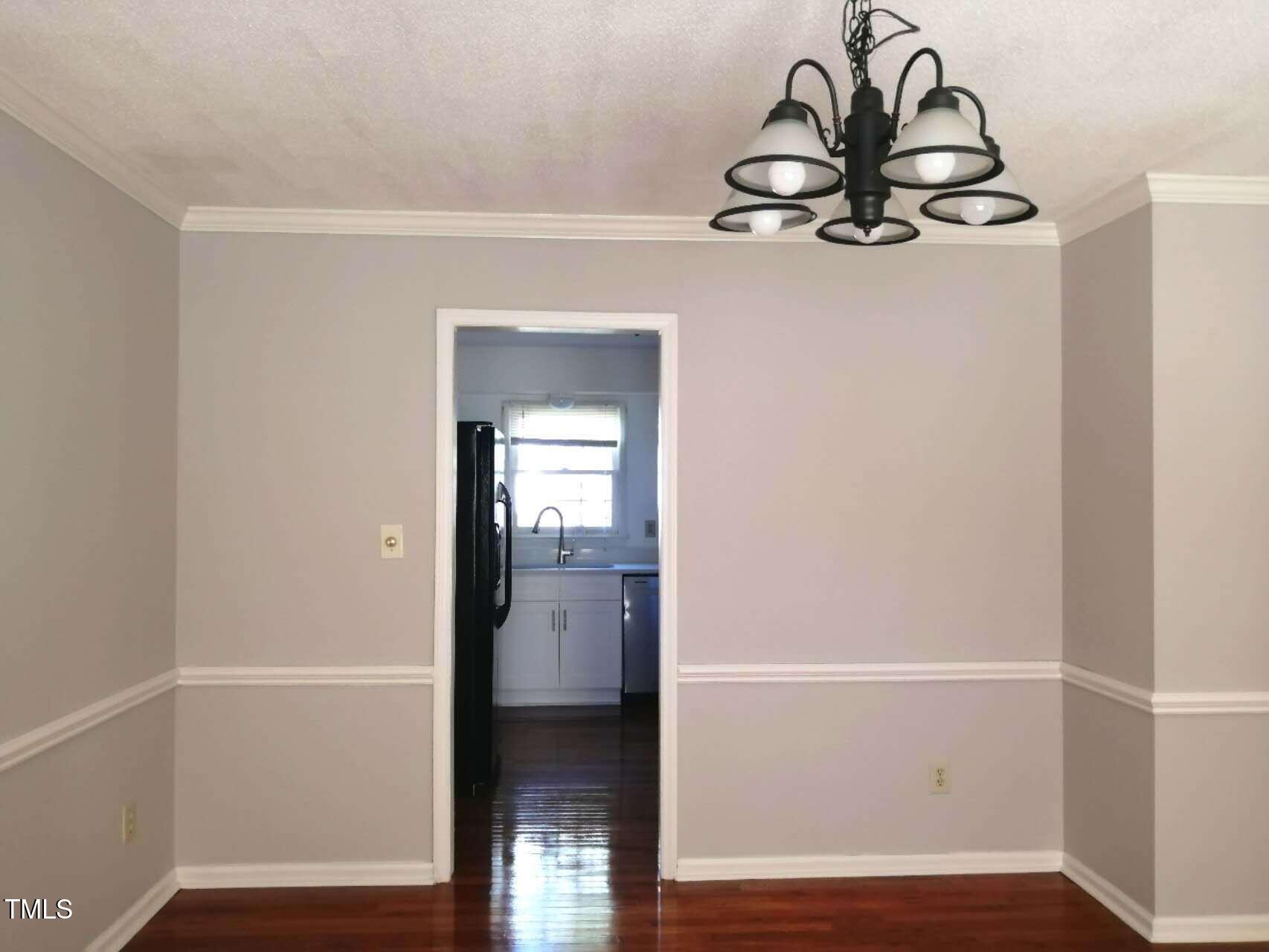 7316 Massachusetts Court Raleigh, NC 27615 - Photo 12 of 38 20250829_213351000_iOS