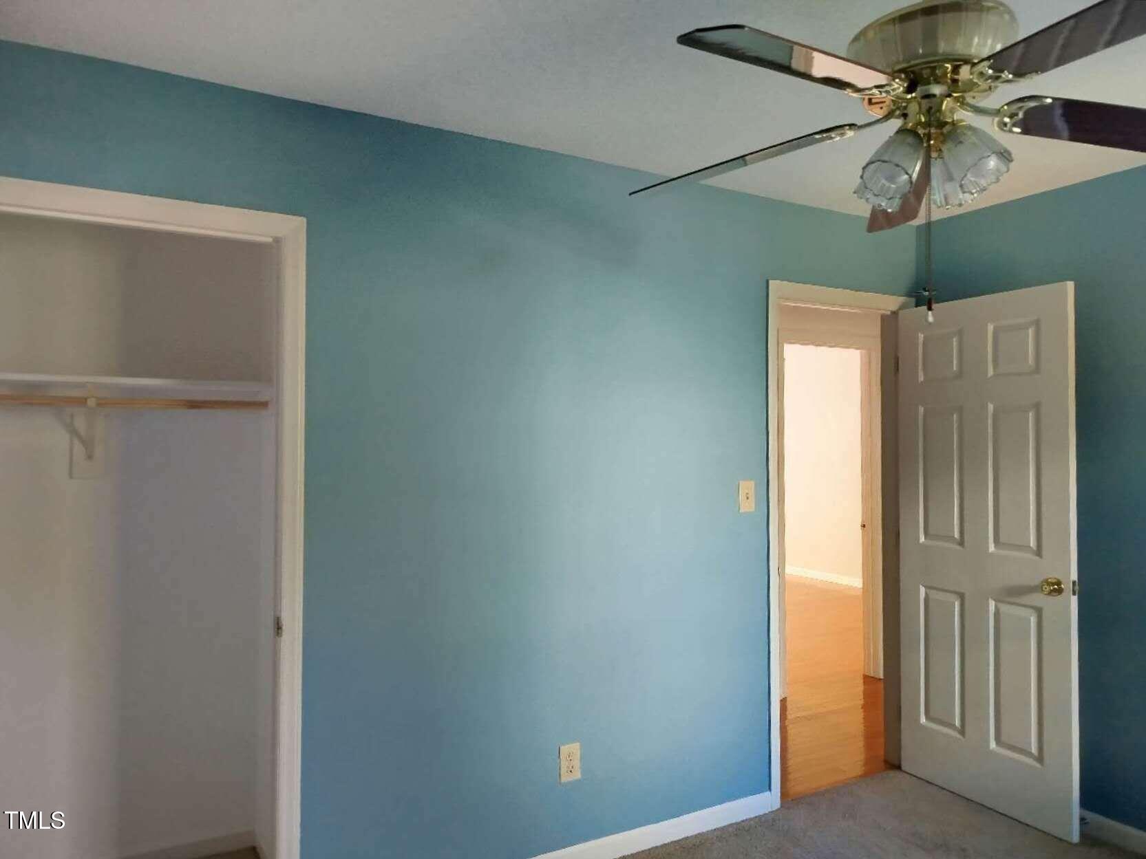 7316 Massachusetts Court Raleigh, NC 27615 - Photo 30 of 38 20250829_155957000_iOS