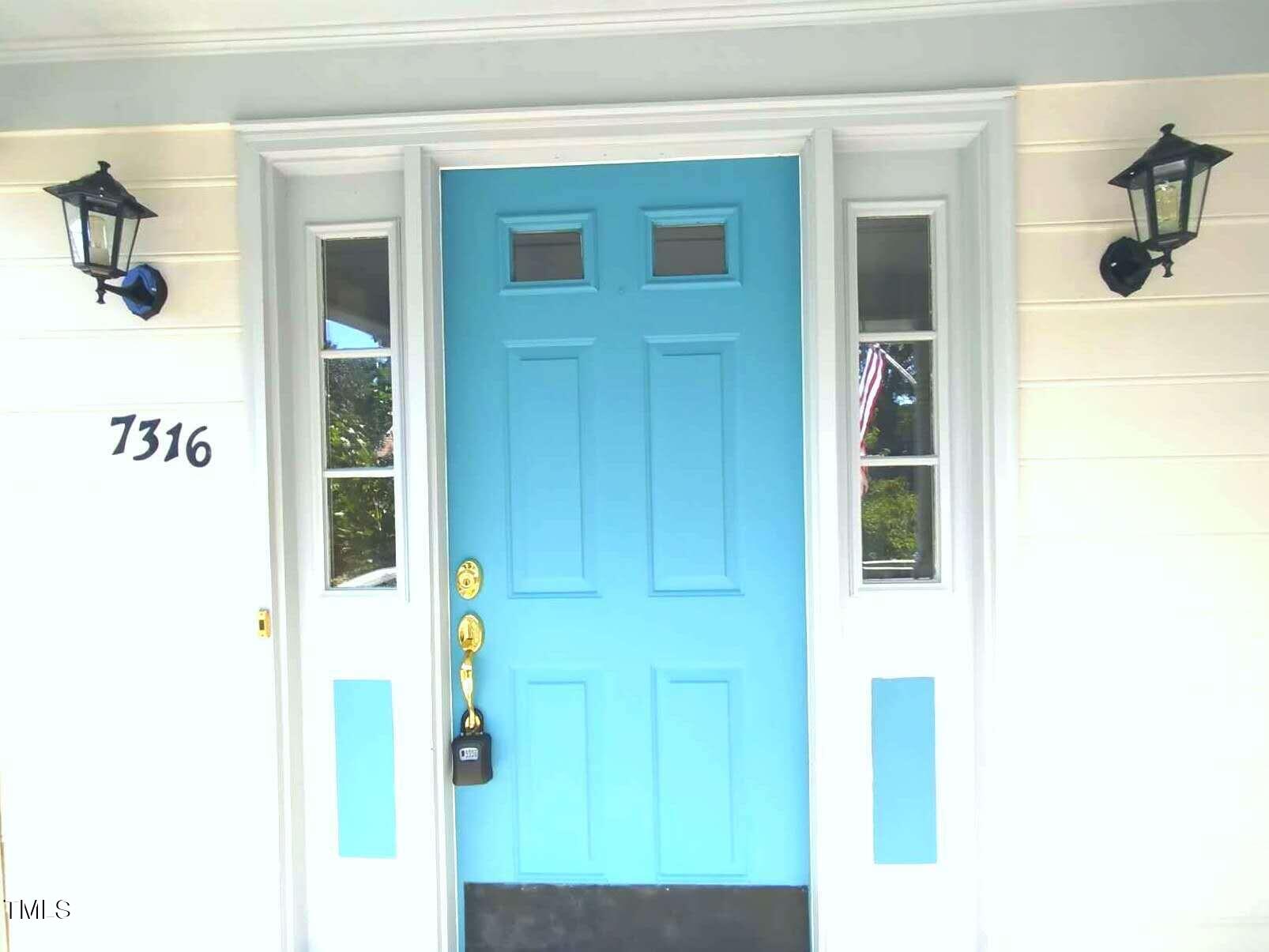 7316 Massachusetts Court Raleigh, NC 27615 - Photo 6 of 38 20250829_213400000_iOS