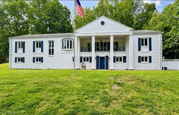 $385,000 | 885 Sheridan Road, Coshocton, OH 43812