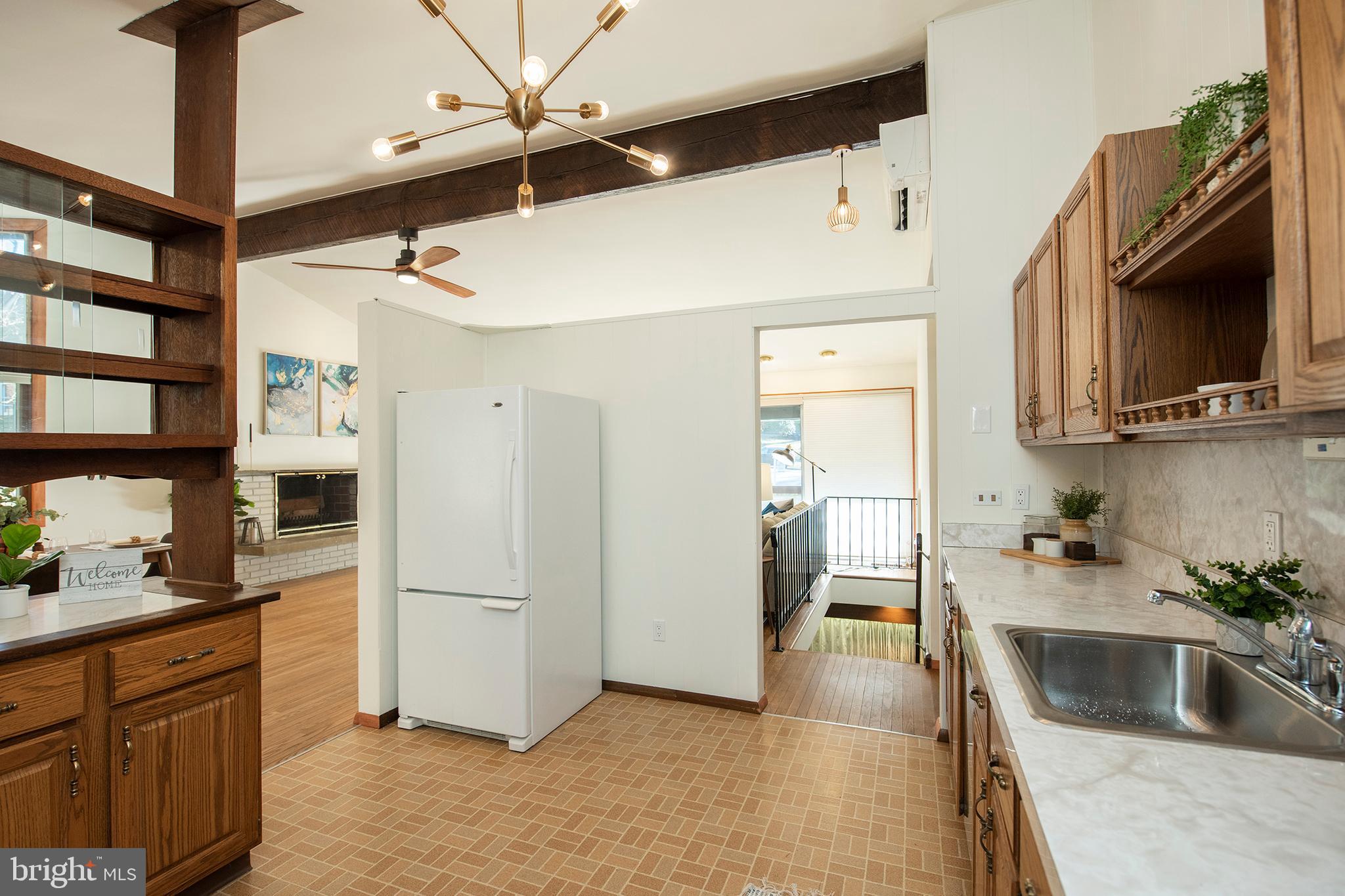 207 Vassar Circle Wayne, PA 19087 - Photo 13 of 28 Kitchen