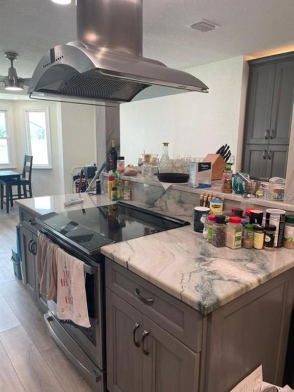 1713 Mapleleaf Boulevard Oldsmar, FL 34677 - Photo 5 of 17