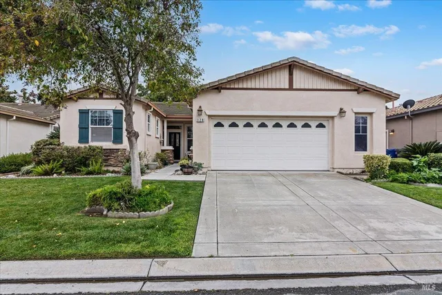 $450,000 | 328 Colonial Way, Rio Vista, CA 94571
