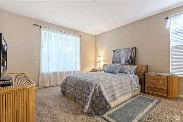 $425,000 | 328 Colonial Way, Rio Vista, CA 94571