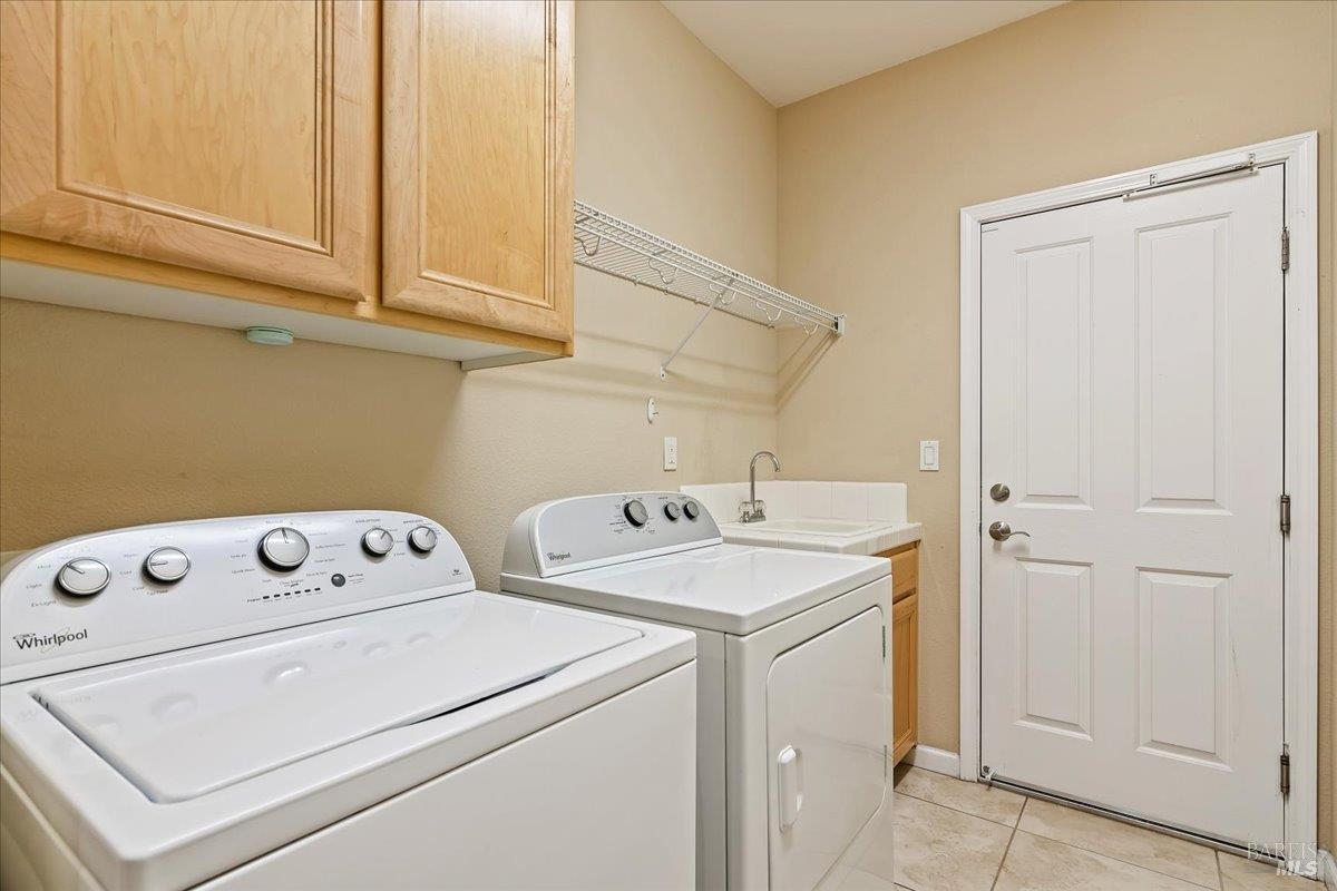 328 Colonial Way Rio Vista, CA 94571 - Photo 26 of 53