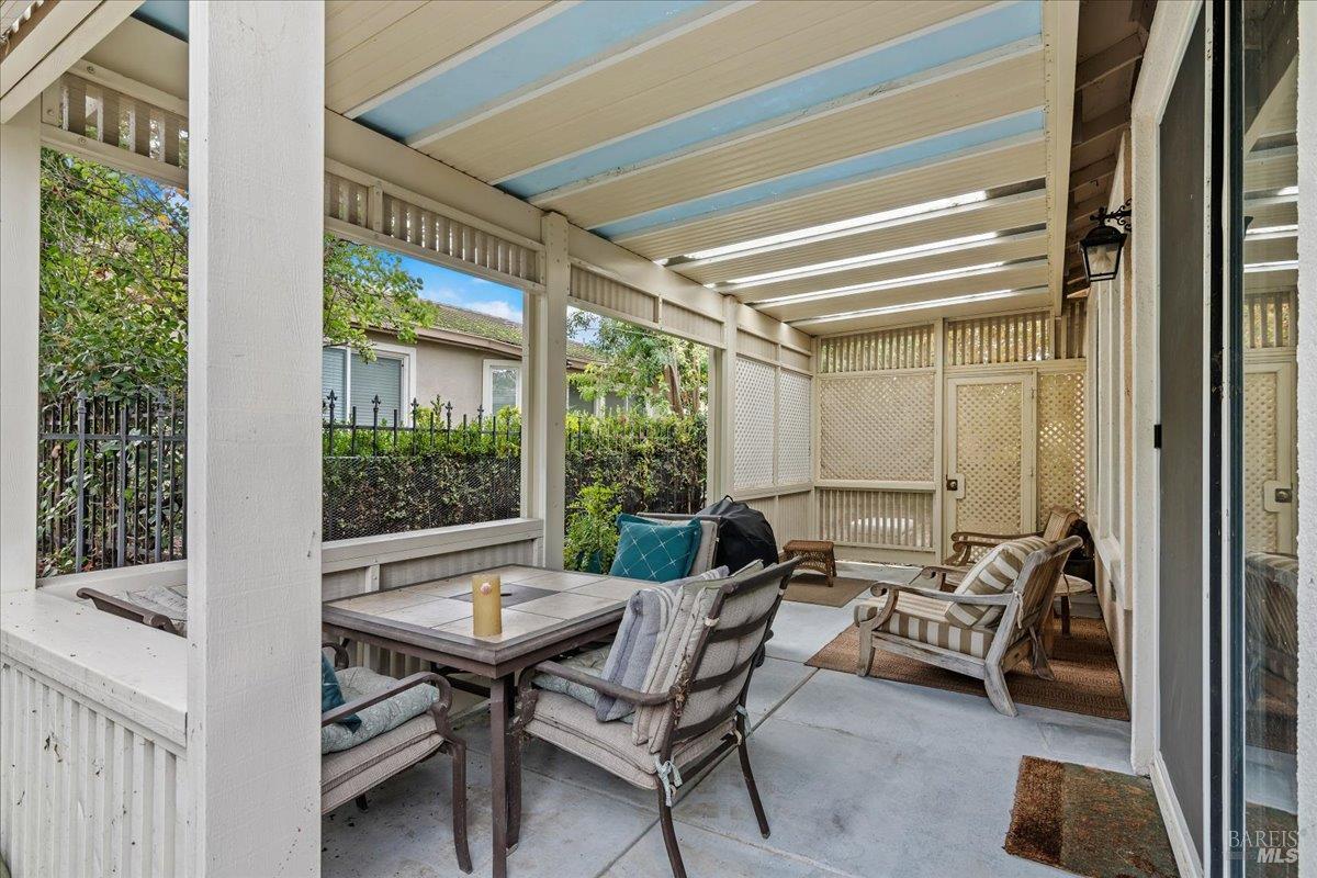 328 Colonial Way Rio Vista, CA 94571 - Photo 27 of 53