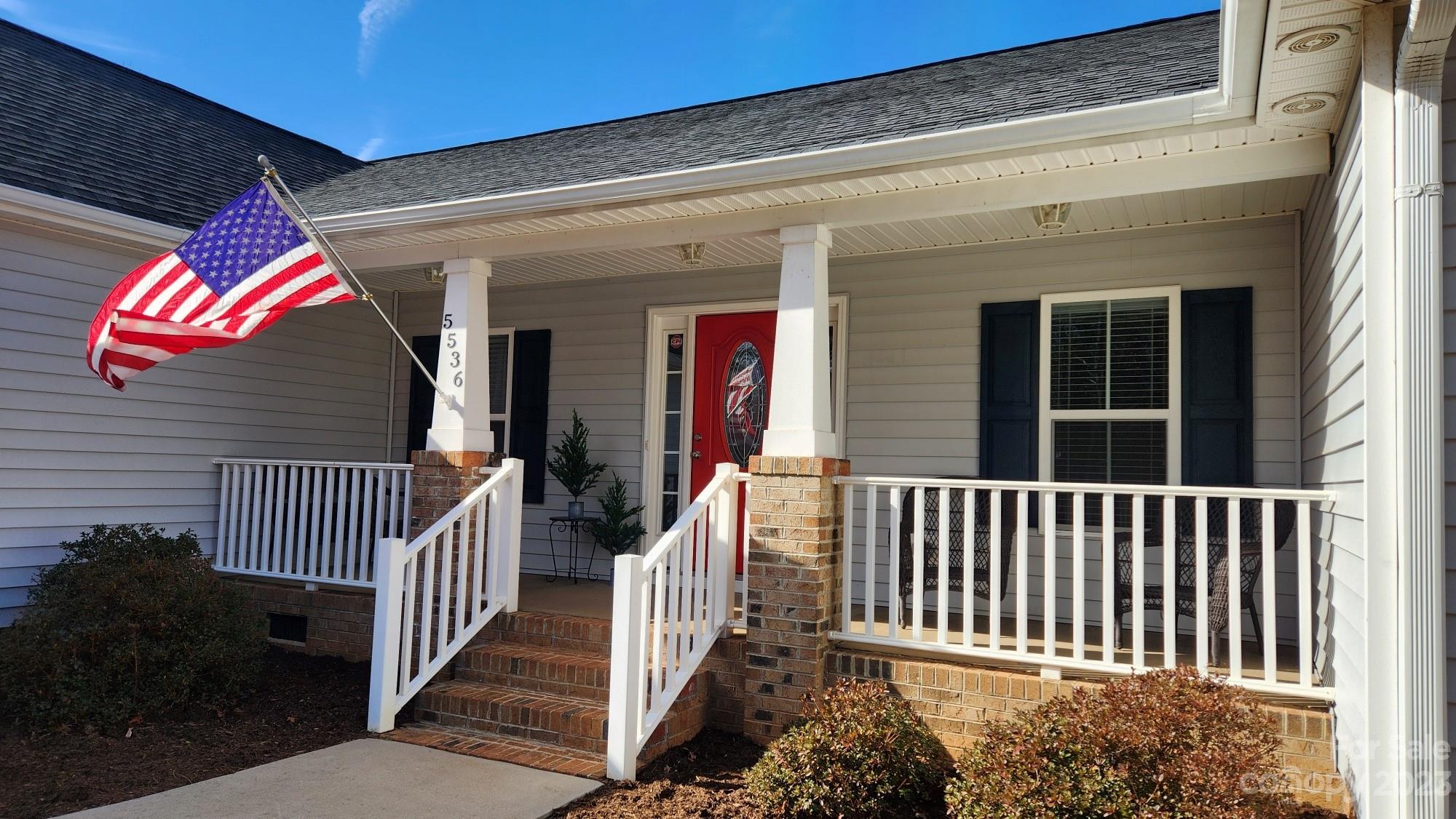 5536 Miller Mill Road Hickory, NC 28602 - Photo 3 of 34 Gallery Image 3