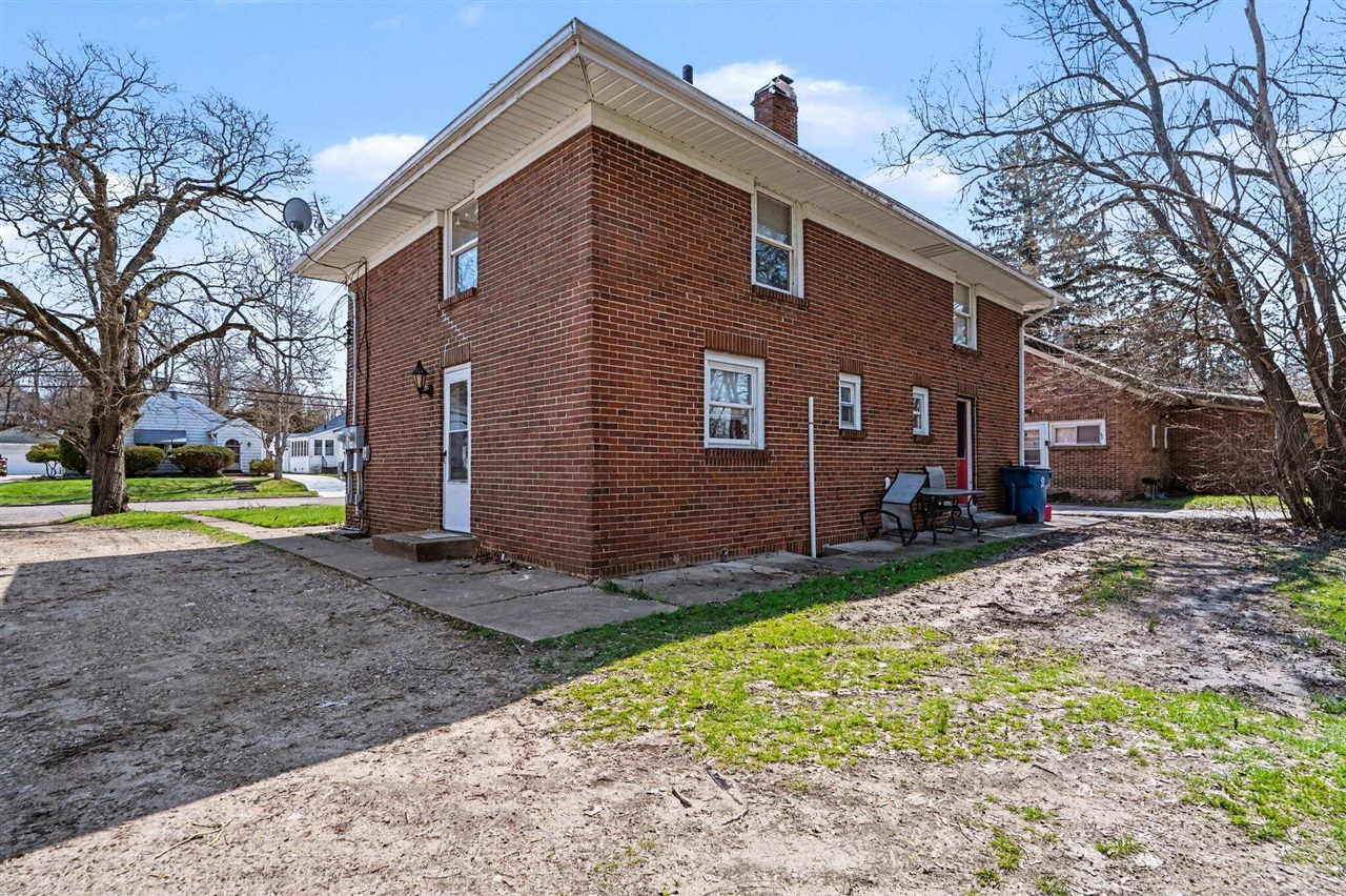 224-226 Maple Street Parchment, MI 49004 - Photo 4 of 20